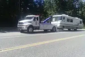 Shoreline Work Truck Towing