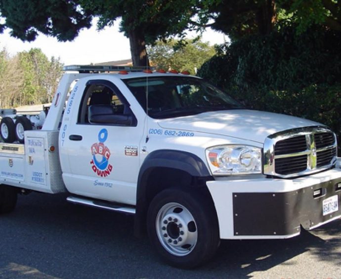 Semi-Truck-Towing-Company-West-Seattle-WA